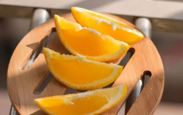 描写脐橙的形状,味道，让消费者青睐的理由是什么呢？（赣南脐橙为什么这么好吃?）